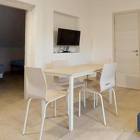 Appartamento Brigida Bilocale 3 Posti Vicino Al Centro 圣特奥多罗 外观 照片
